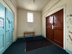 Photo 13- click for photo gallery